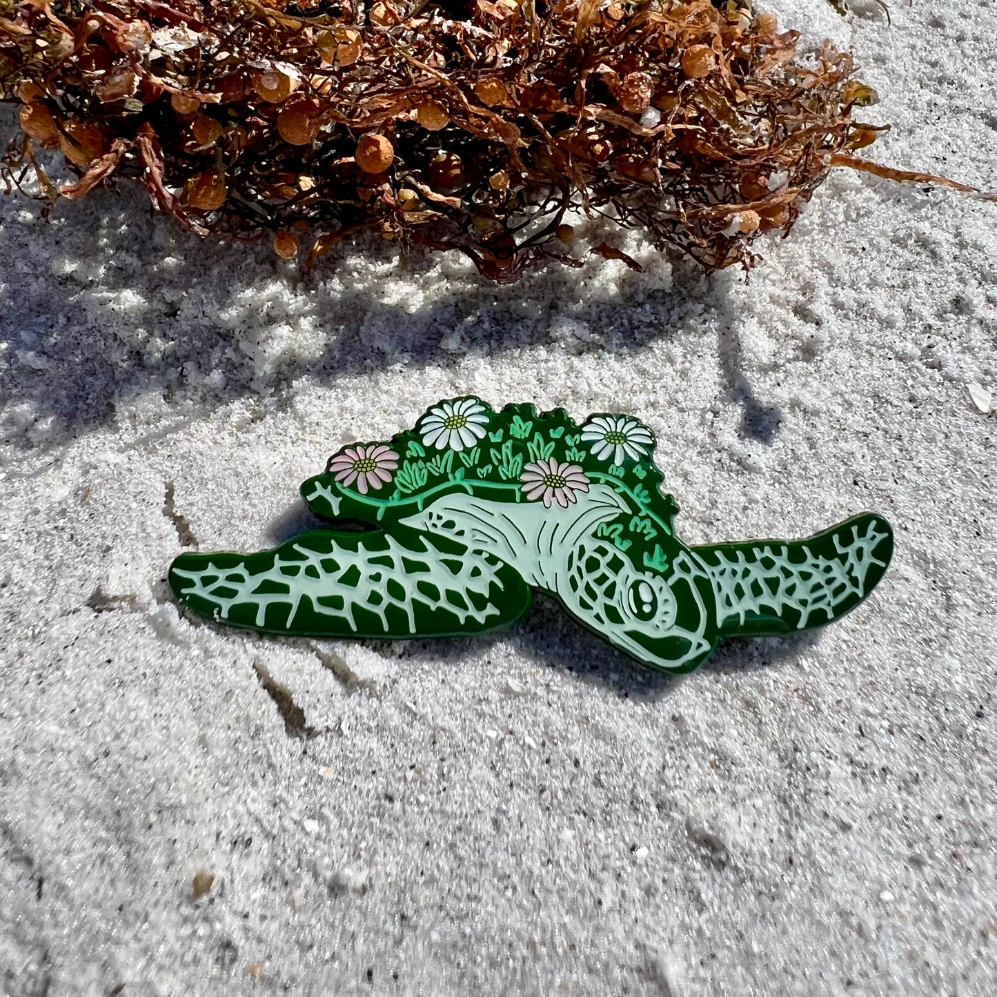 Green sea turtle pin (Greene Bean)