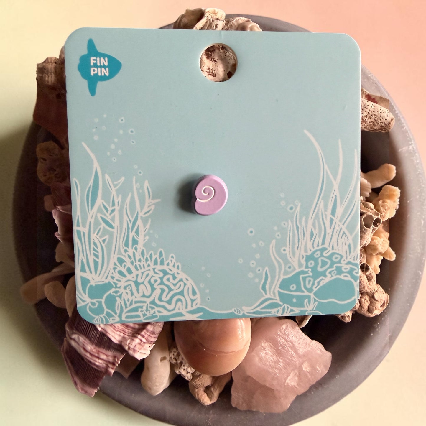 Mini shell enamel pins!