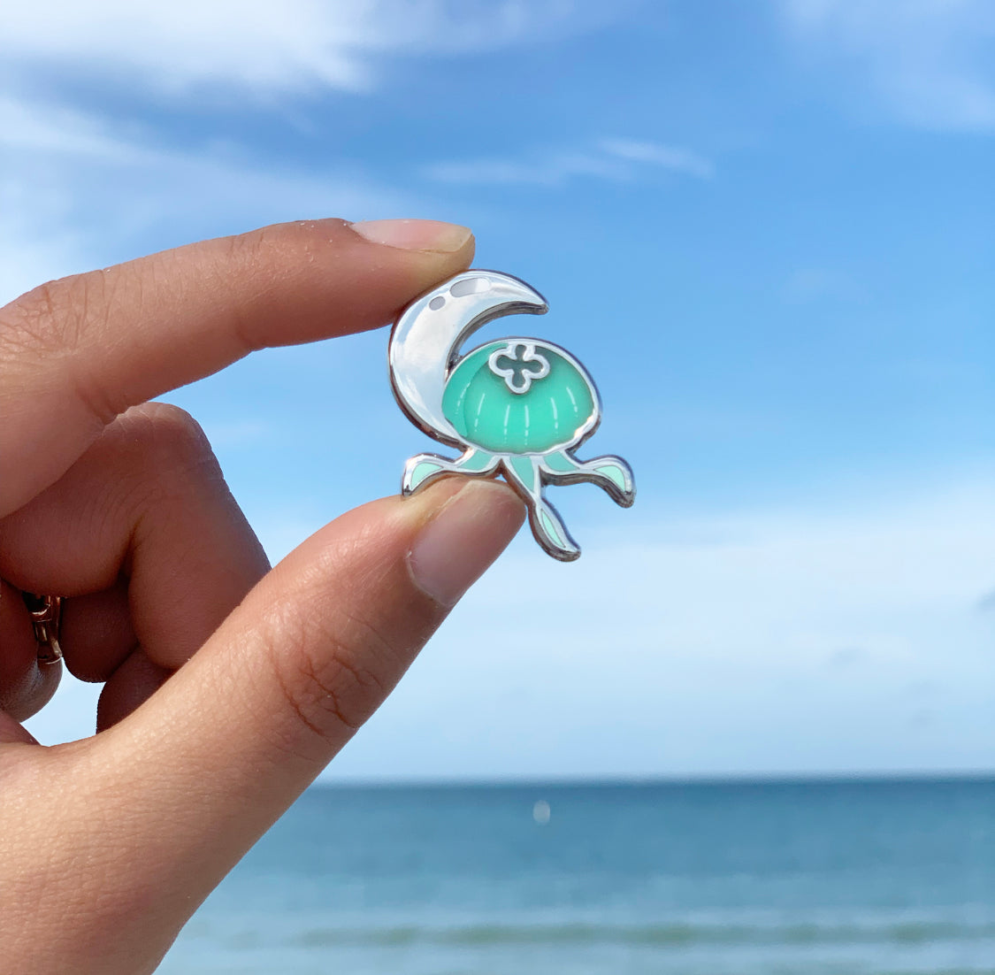 moon jelly enamel pins! sea foam green moon jelly (individual pin)
