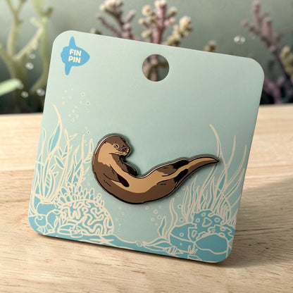 River otter enamel pin