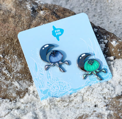 moon jelly enamel pins!