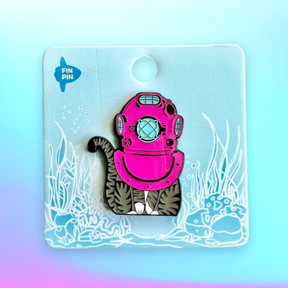 Aquacats • grey tabby cat enamel pin